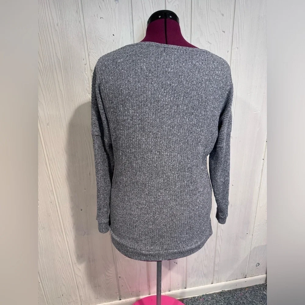 don’t.stop.believing Grey Sweater with Buttons, Size L